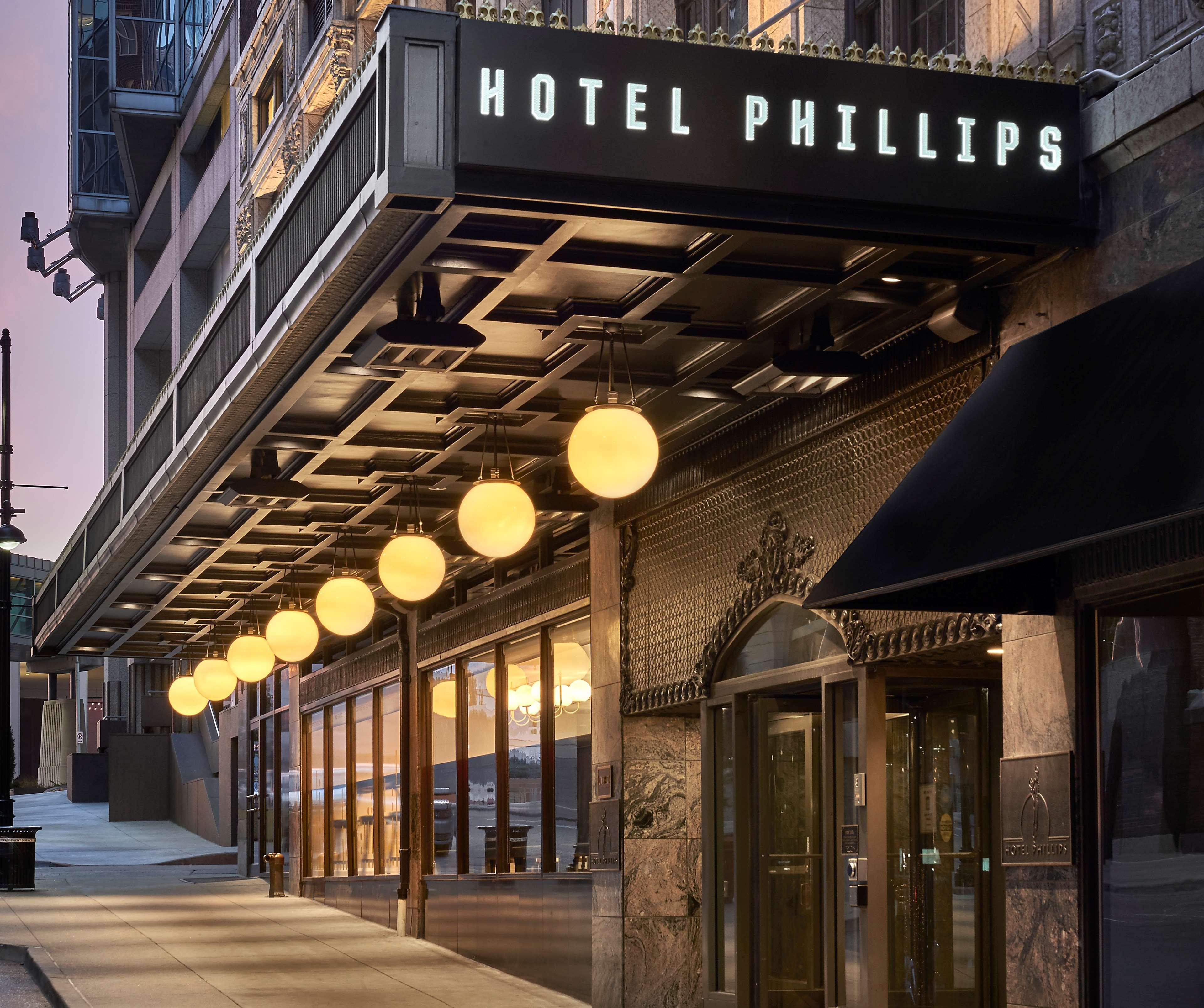 Hotel Phillips Kansas City, Curio Collection By Hilton Dış mekan fotoğraf