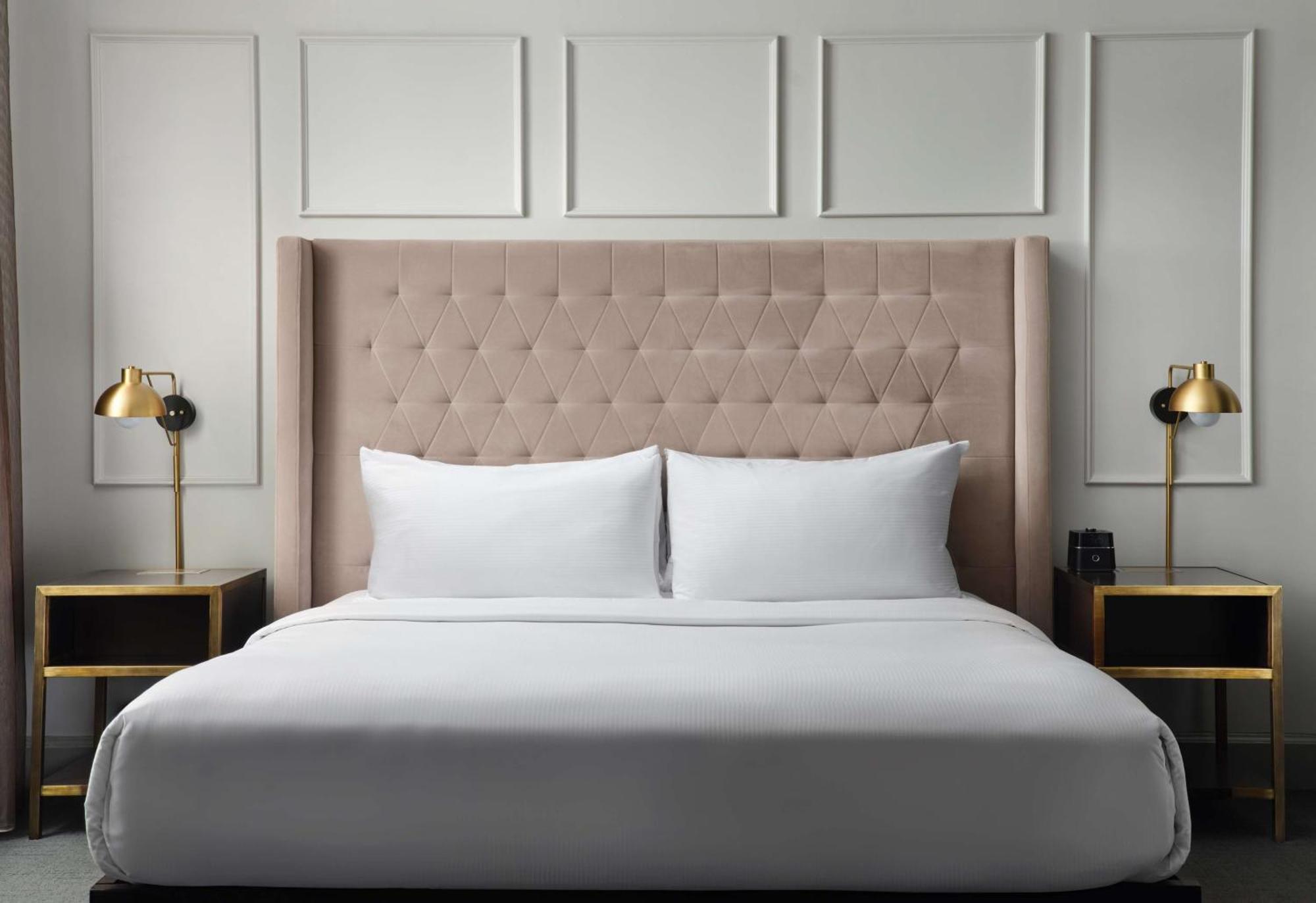 Hotel Phillips Kansas City, Curio Collection By Hilton Dış mekan fotoğraf