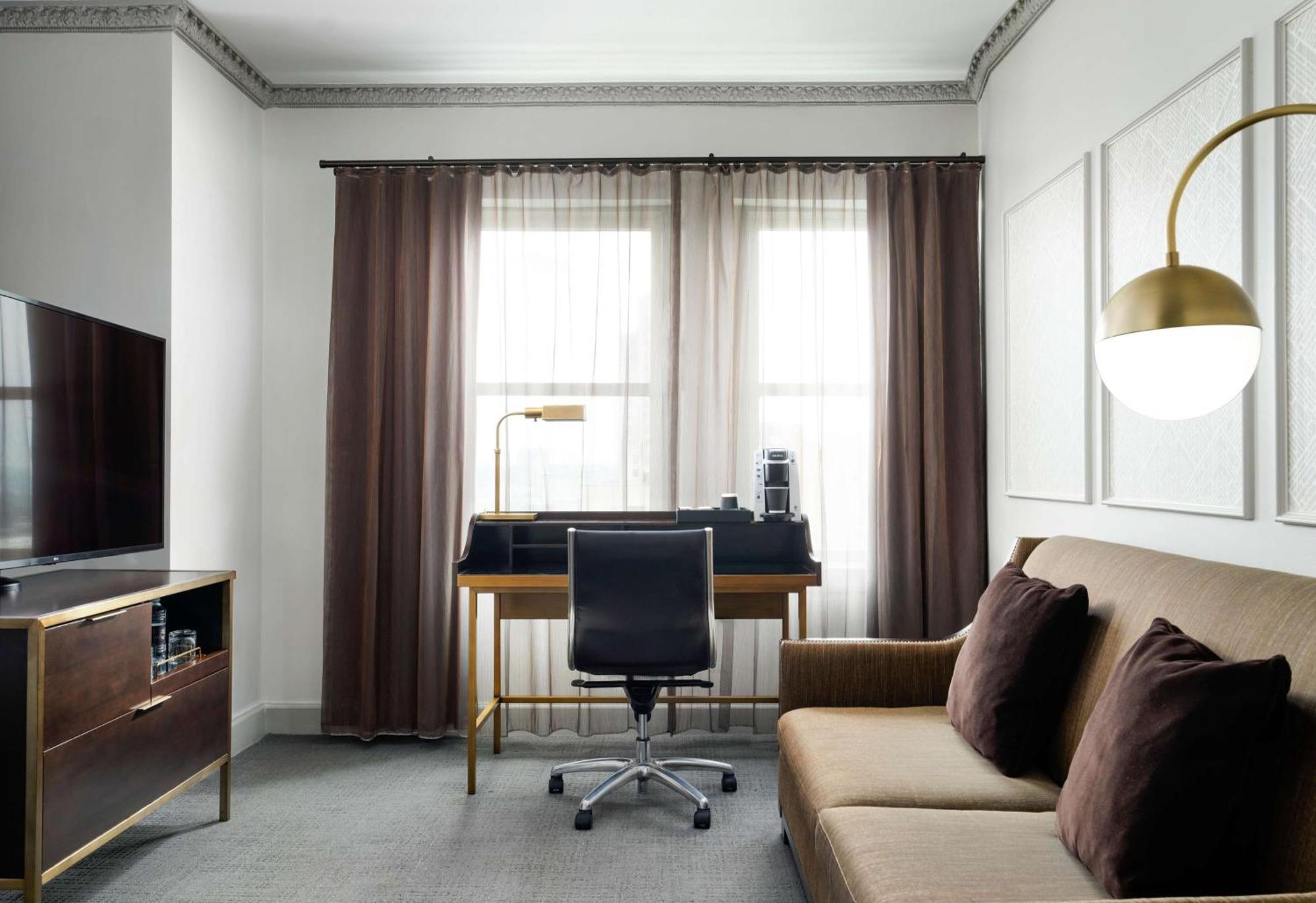 Hotel Phillips Kansas City, Curio Collection By Hilton Dış mekan fotoğraf