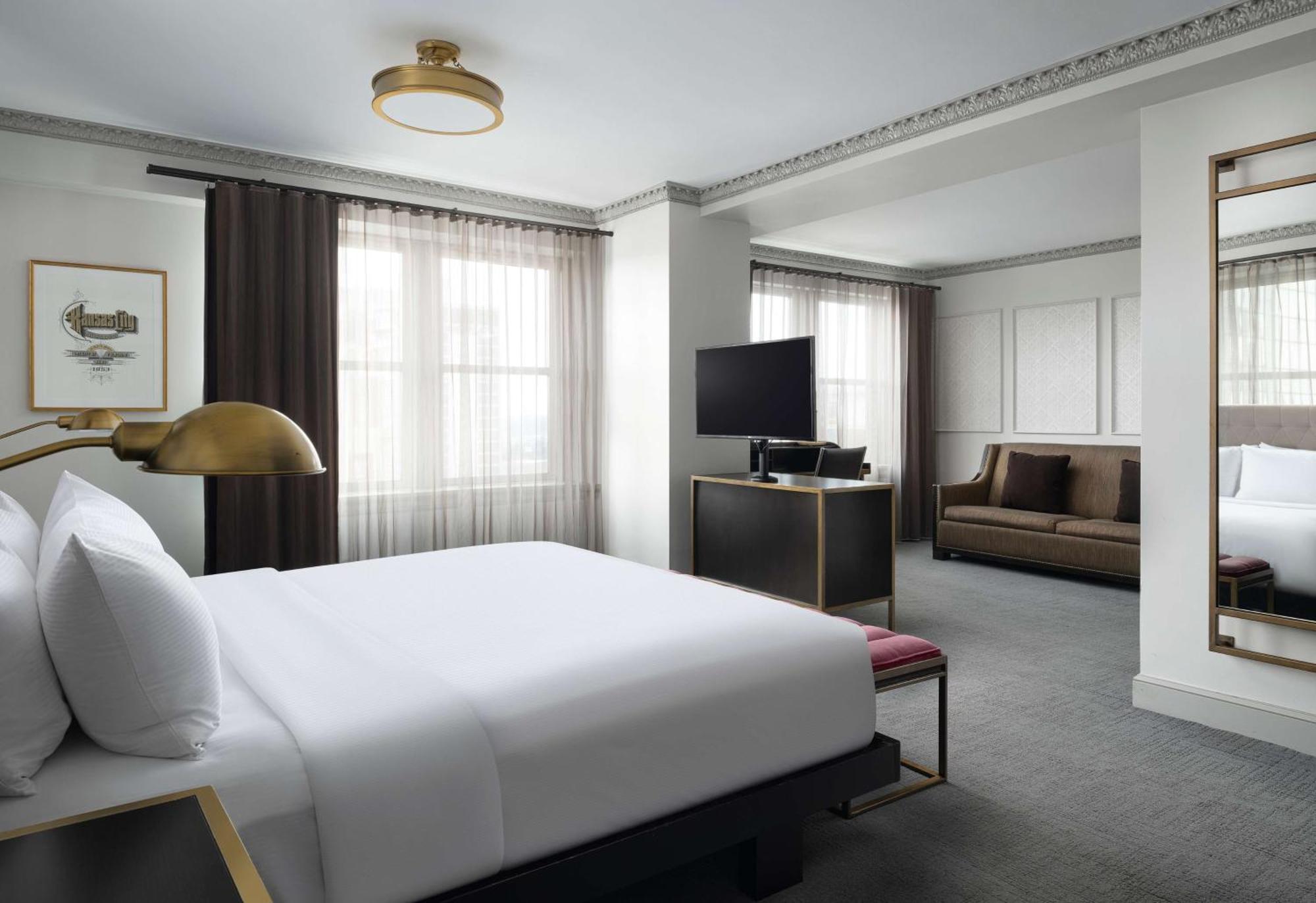 Hotel Phillips Kansas City, Curio Collection By Hilton Dış mekan fotoğraf