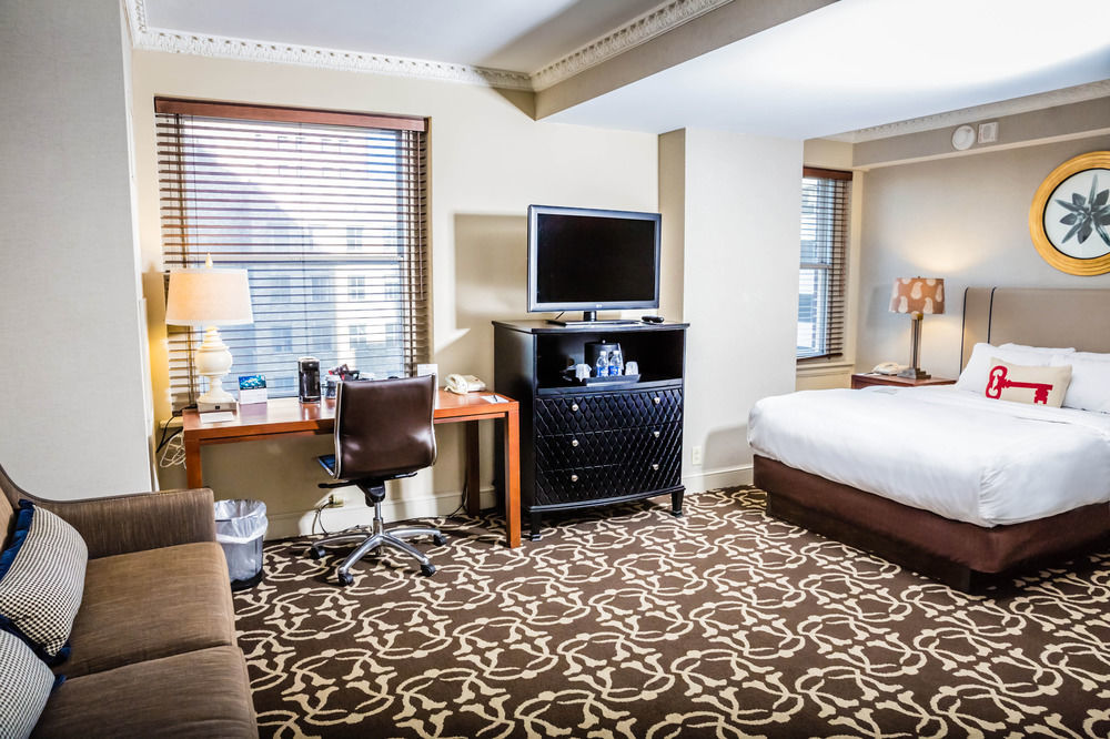Hotel Phillips Kansas City, Curio Collection By Hilton Dış mekan fotoğraf